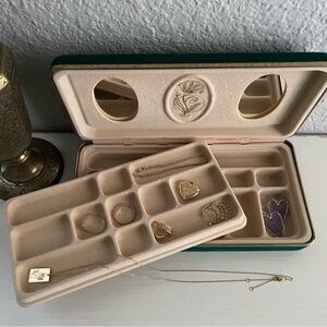 Vintage Jewelry Box Emerald Green Velvet Tan removable tray with Mirrors Travel